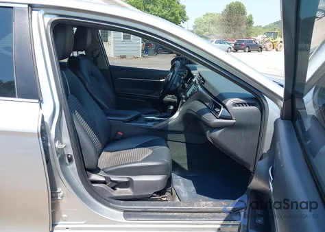 2020 Toyota Camry Se from USA, damaged, VIN 4T1G11AK8LU944297